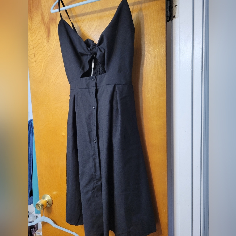 Front tie button down dress
